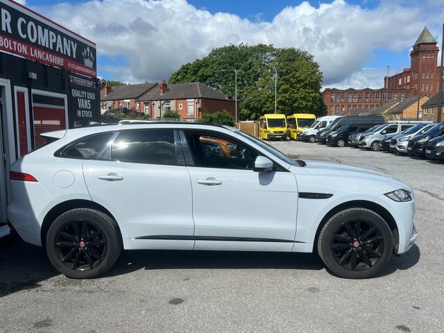 Jaguar F-Pace 2019 2.0 D240 Chequered Flag Awd Euro 6 Ss White #4