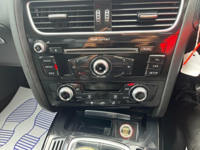 Audi A4 2.0 Tfsi Black Edition S Tronic Quattro Euro 6 S White #17