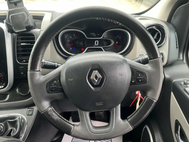 Renault Trafic 1.6 Ll29 Energy Dci 125 Sport Nav Euro 6 2018 Silver #17