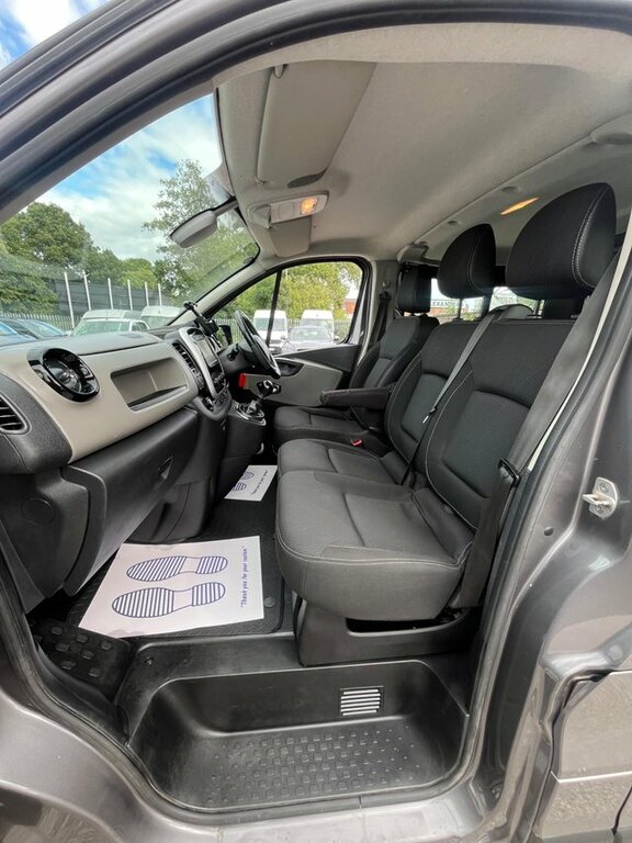 Renault Trafic 1.6 Ll29 Energy Dci 125 Sport Nav Euro 6 2018 Silver #13