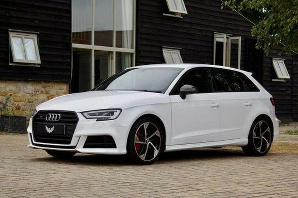Audi S3 2.0 Tfsi Black Edition Sportback S Tronic Quattro White