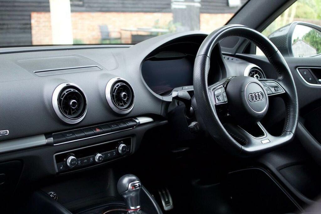 Audi S3 2.0 Tfsi Black Edition Sportback S Tronic Quattro EG68YJB White #4