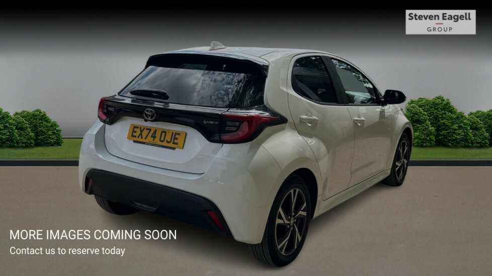 Toyota Yaris 1.5 Vvt-h Design E-cvt Euro 6 Ss EX74OJE White #4
