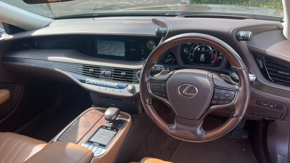 Lexus LS 3.5 500H V6 Premium Saloon Hybrid E-cvt Black #6