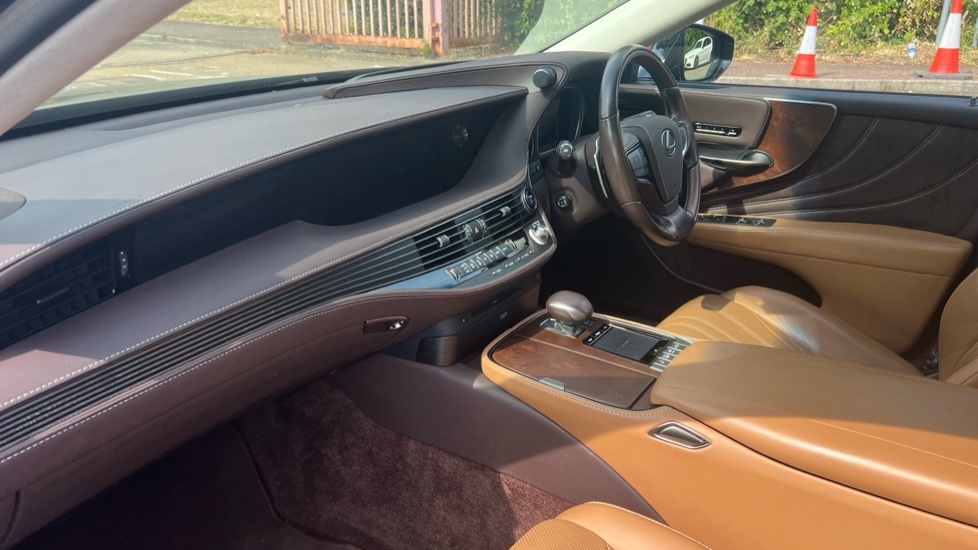 Lexus LS 3.5 500H V6 Premium Saloon Hybrid E-cvt Black #5