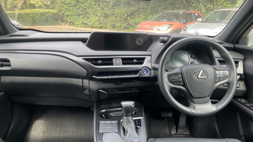 Lexus UX 2.0 250H Premium Sport Edition Suv Hybr BC22JNZ White #6