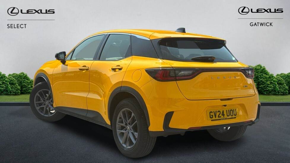 Lexus LBX 1.5 Vvt-ie Urban Suv Hybrid E-cvt Euro GV24UOU Yellow #2