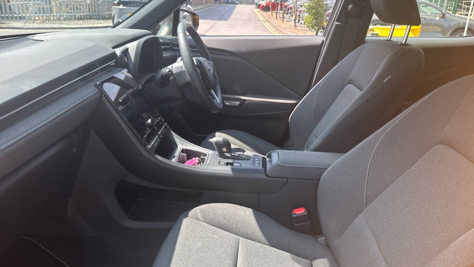 Lexus LBX 1.5 Vvt-ie Urban Suv Hybrid E-cvt Euro GV24UOU Yellow #6