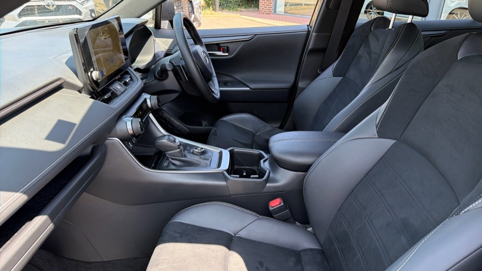 Toyota Rav 4 2.5 Vvt 18.1Kwh Gr Sport Suv Plug-in Hy KM75XZX Black #5