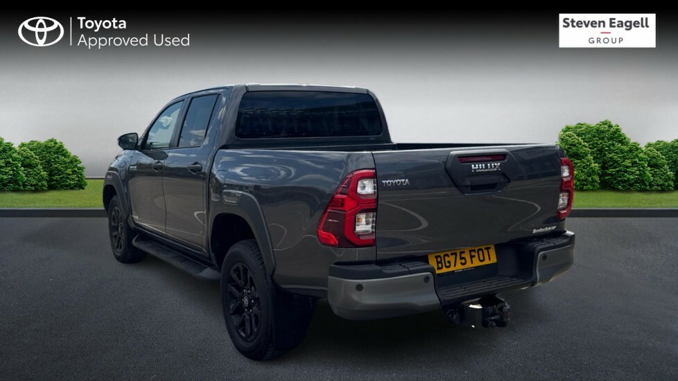 Toyota HILUX 2.8 D-4d-h Invincible X 4Wd Euro 6 BG75FOT Grey #4