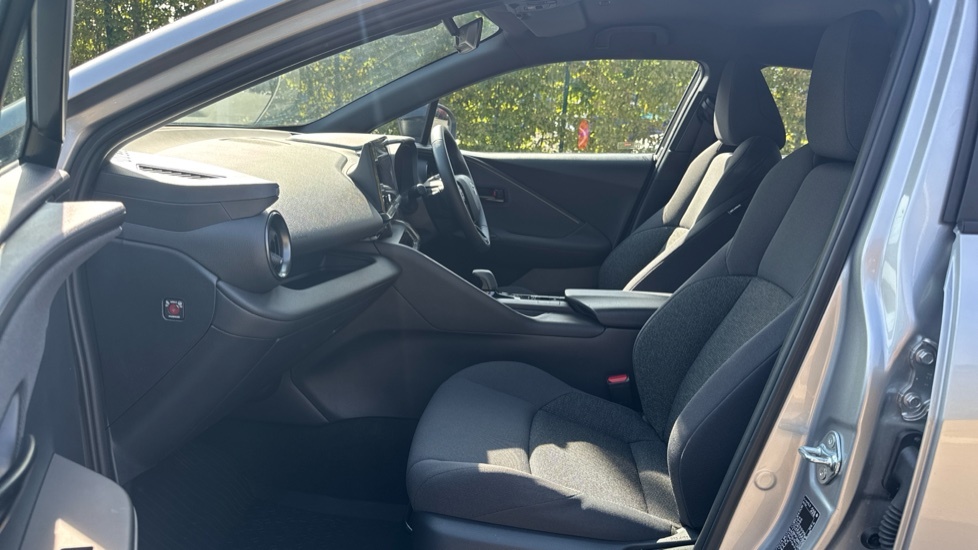 Toyota C-Hr 1.8 Vvt-h Icon Suv Hybrid Cvt Euro 6 S FH25VZS Silver #5