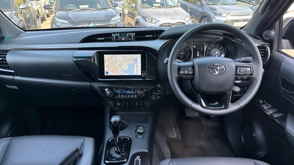 Toyota HILUX 2.8 D-4d-h Invincible X 4Wd Euro 6 VN75JWU Black #6