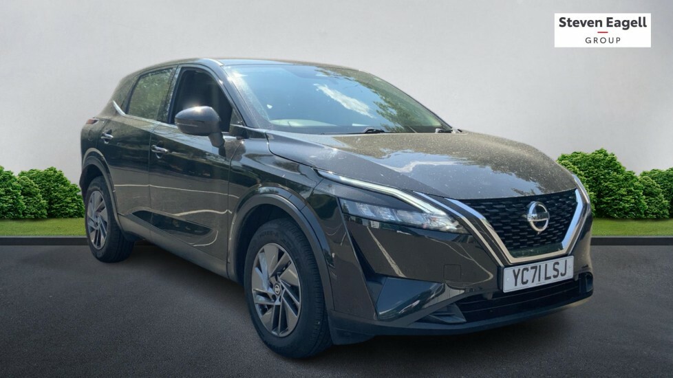 Nissan Qashqai 1.3 Dig-t Mhev Acenta Premium Suv Hybri Black