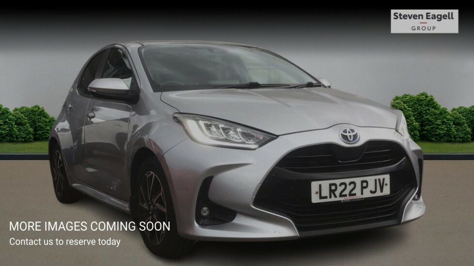 Toyota Yaris 1.5 Vvt-h Design Hatchback Hybrid E-cvt Silver
