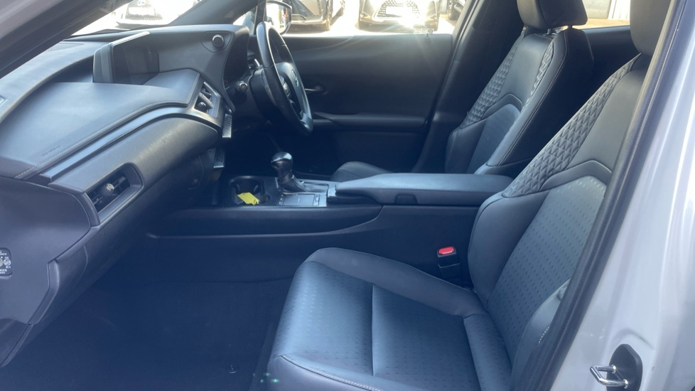 Lexus UX 2.0 250H Premium Sport Edition Suv Hybr BC22JPY White #6
