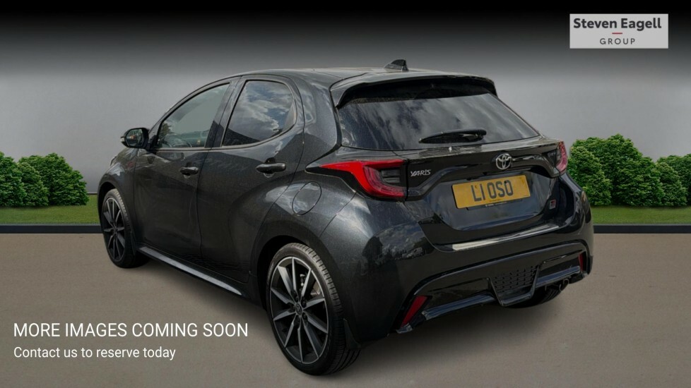 Toyota Yaris 1.5 Vvt-h Gr Sport Hatchback Hybrid E-c EA26ZCX Black #2