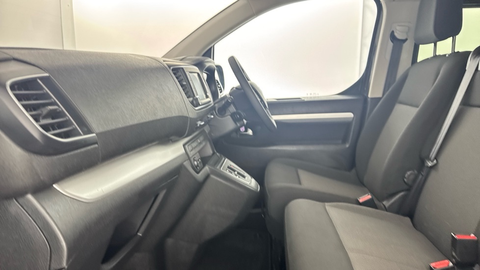 Toyota Proace Verso 50Kwh Shuttle Medium Mpv Mwb 9 Grey #5