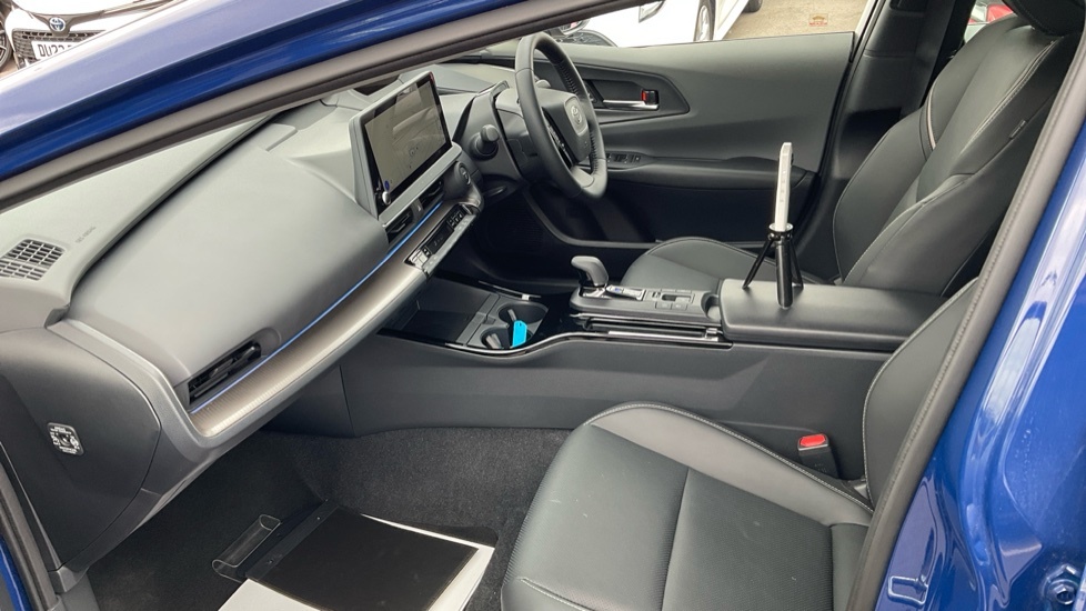 Toyota Prius 2.0 13.6Kwh Excel Cvt Euro 6 Ss FL25AFU Blue #5