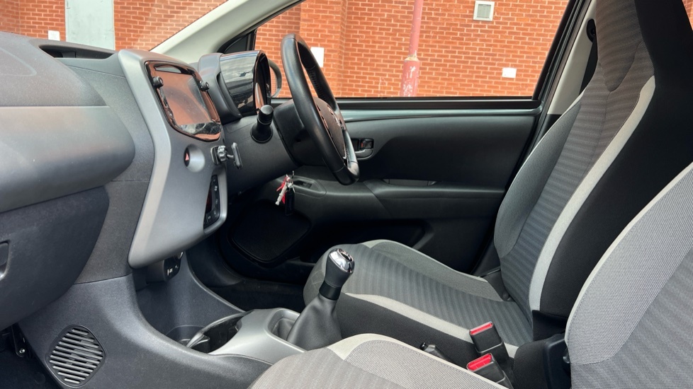 Toyota Aygo 1.0 Vvt-i X-trend Euro 6 GU20VUN Grey #5