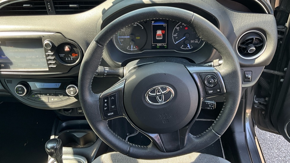 Toyota Yaris Design Grey #10