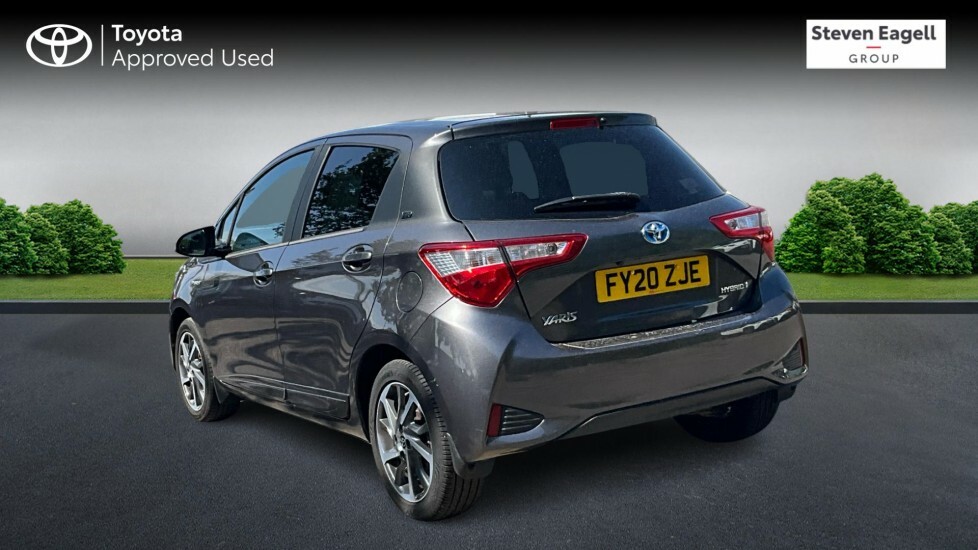 Toyota Yaris 1.5 Vvt-h Y20 Bi-tone E-cvt Euro 6 Ss Grey #4