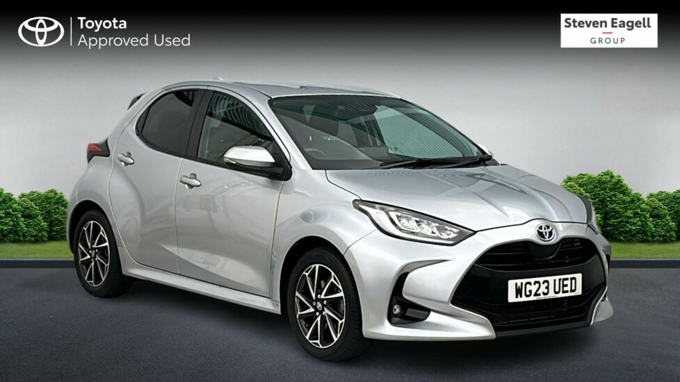 Toyota Yaris 1.5 Vvt-h Design E-cvt Euro 6 Ss Silver