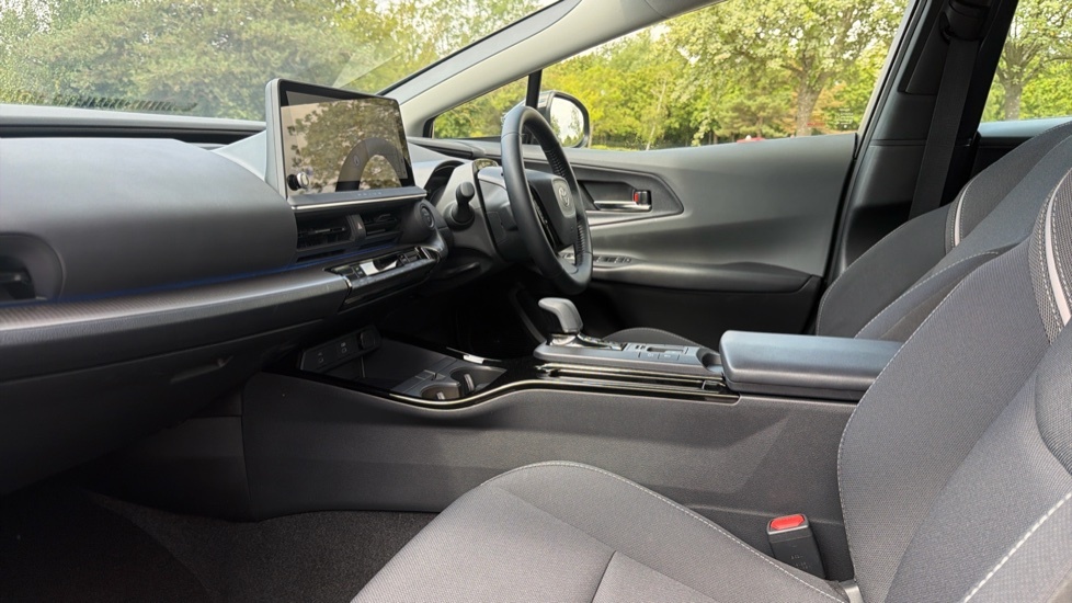 Toyota Prius 2.0 13.6Kwh Design Cvt Euro 6 Ss Grey #5
