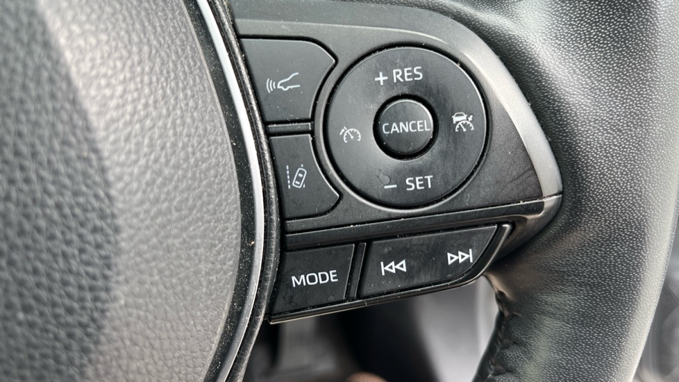 Toyota Rav 4 Rav4 Black Edition Hev Cvt Black #38