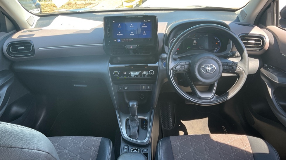 Toyota Yaris Cross 1.5 Vvt-h Excel E-cvt Awd Euro 6 Ss Black #6