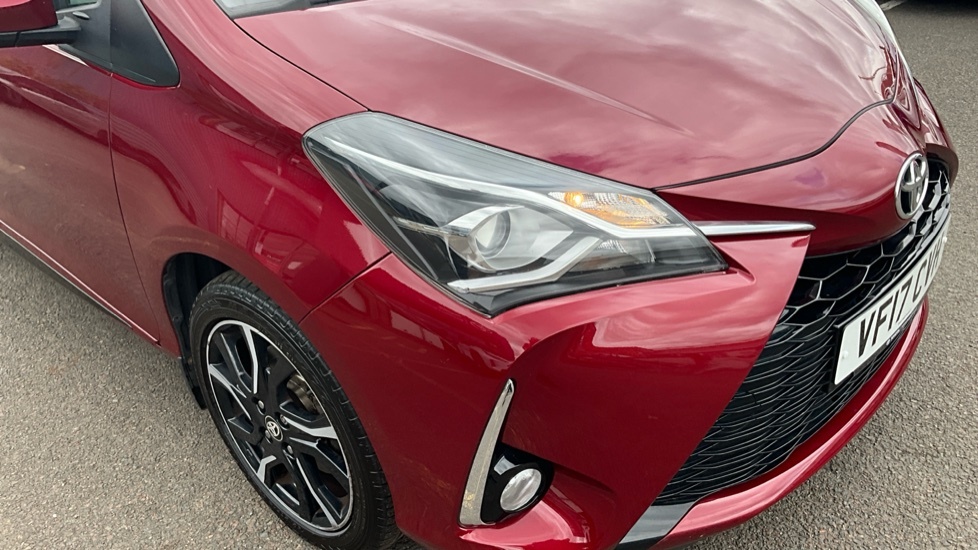 Toyota Yaris Icon Tech Hybrid Red #20