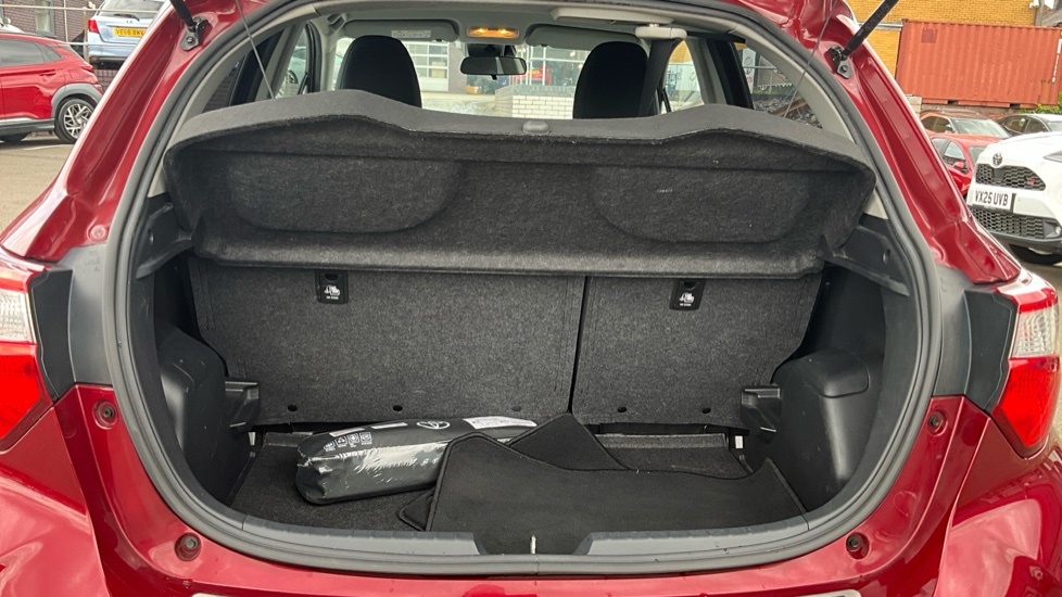 Toyota Yaris Icon Tech Hybrid Red #13