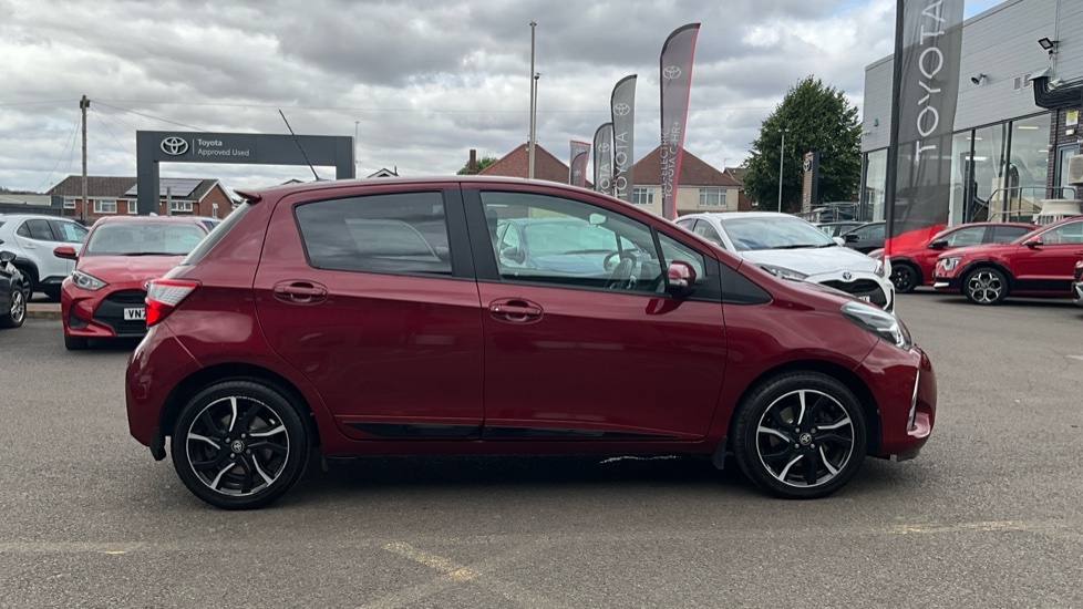 Toyota Yaris Icon Tech Hybrid Red #23