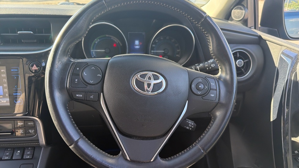 Toyota Auris 1.8 Vvt-h Excel Black #10