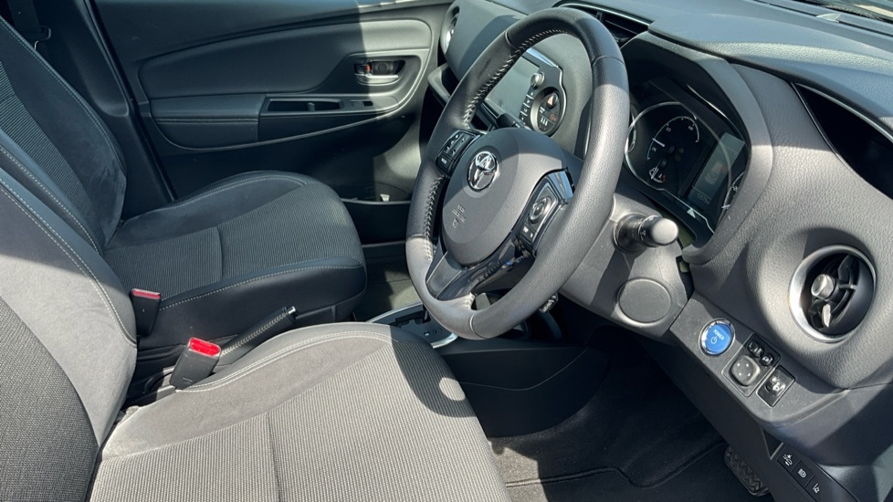 Toyota Yaris 1.5 Vvt-i Icon Tech Protection Pack Blue #12