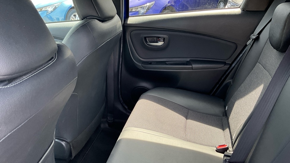 Toyota Yaris 1.5 Vvt-i Icon Tech Protection Pack Blue #15