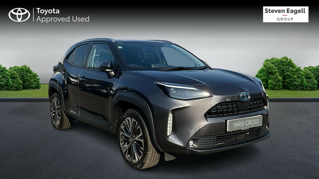 Toyota Yaris Cross Dynamic White #1