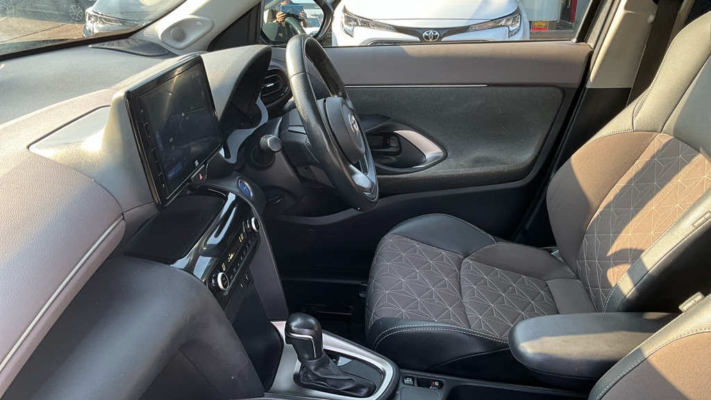 Toyota Yaris Cross Dynamic White #5