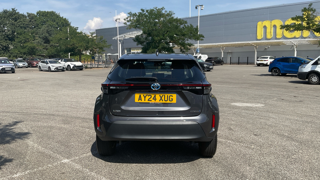 Toyota Yaris Cross Excel White #25