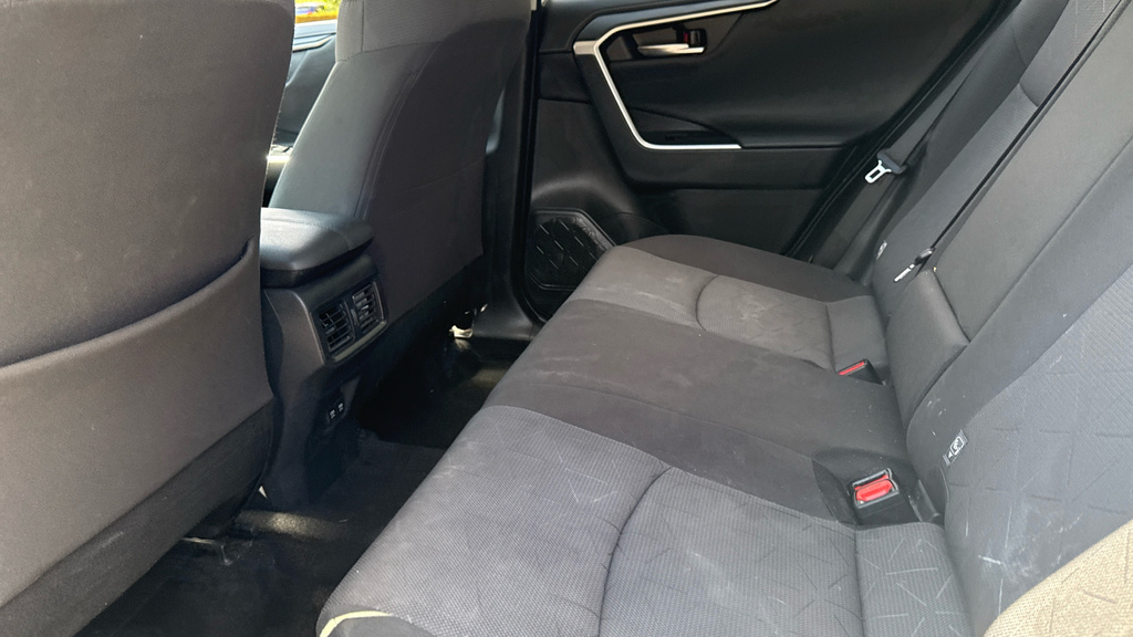 Toyota Rav 4 Estate Red #15