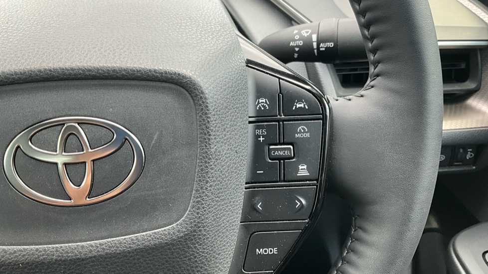 Toyota Prius 2.0 Phev Design Cvt Blue #28