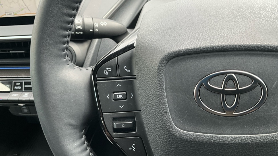 Toyota Prius 2.0 Phev Design Cvt Blue #36