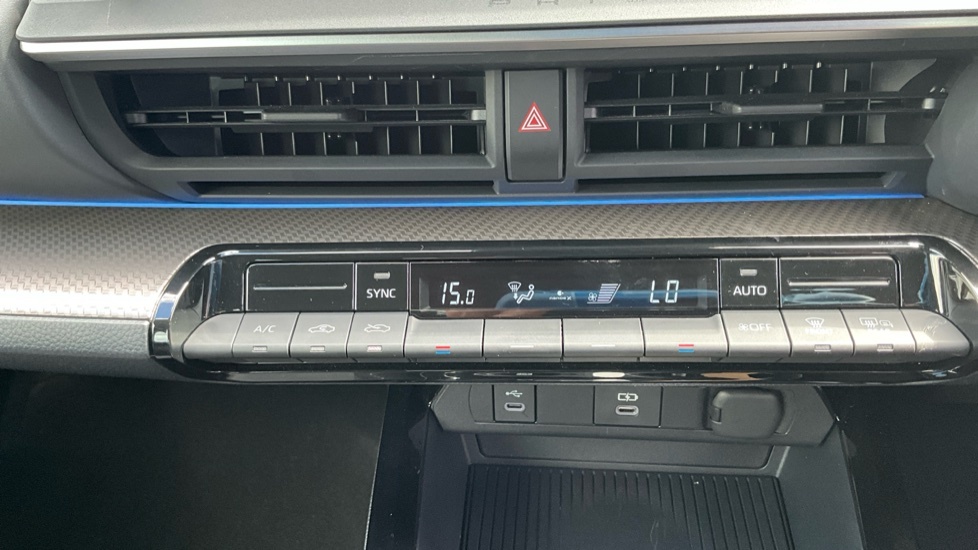 Toyota Prius 2.0 Phev Design Cvt Blue #34