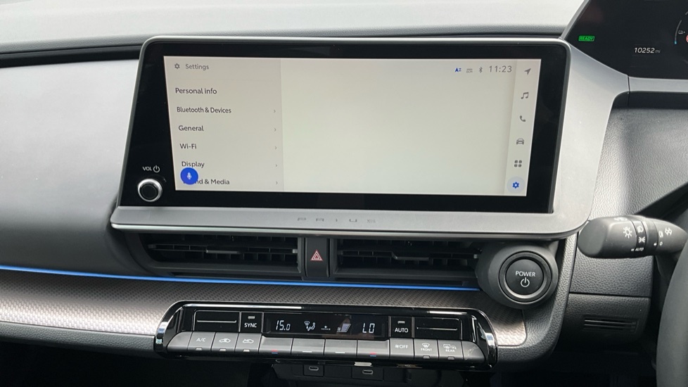 Toyota Prius 2.0 Phev Design Cvt Blue #44