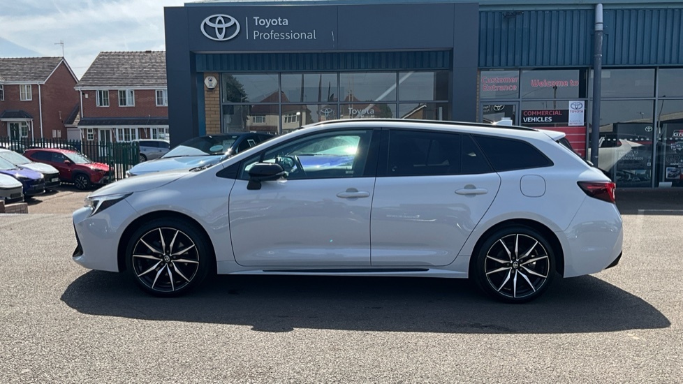Toyota Corolla 1.8 Vvt H Gpf Icon Tech Hatchback Hybri Grey #24