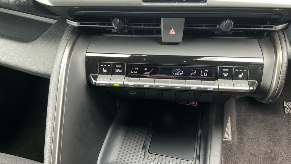 Toyota C-Hr Excel Hev Cvt Silver #48