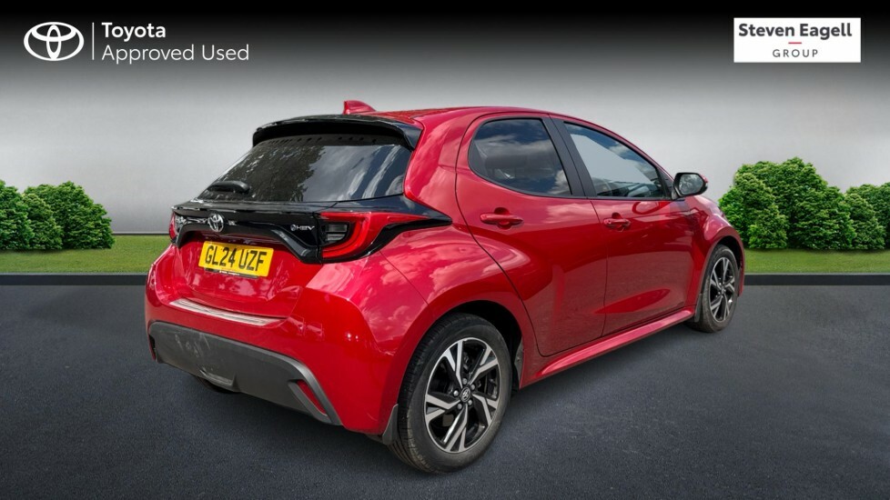 Toyota Yaris 1.5 Vvt-h Design E-cvt Euro 6 Ss Red #2