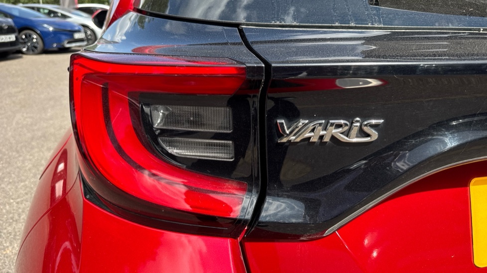 Toyota Yaris 1.5 Vvt-h Excel E-cvt Silver #21