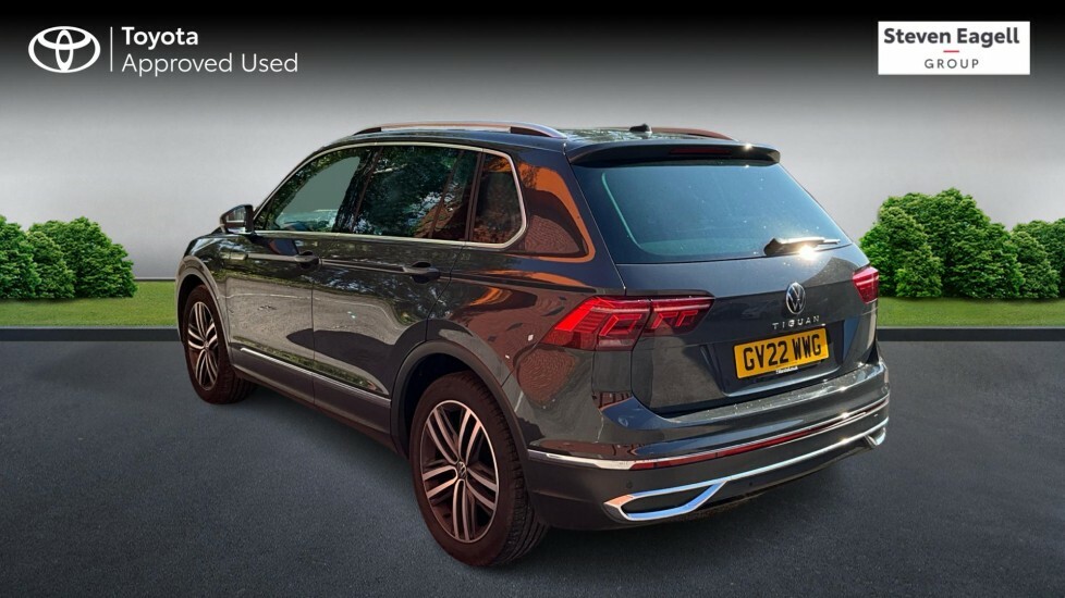 Volkswagen Tiguan Elegance Red #4