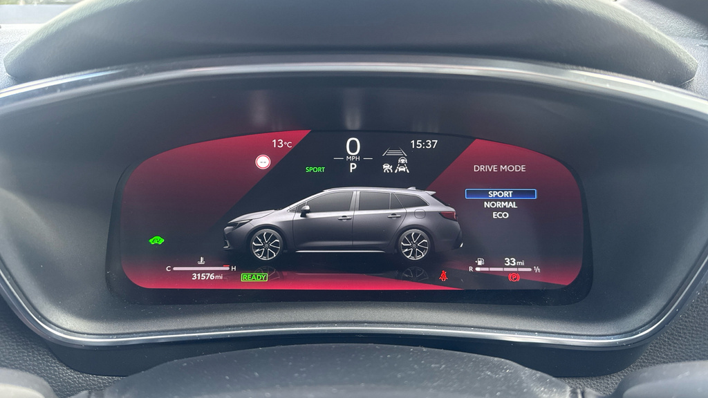 Toyota Corolla 1.8 Hybrid Icon Cv #38