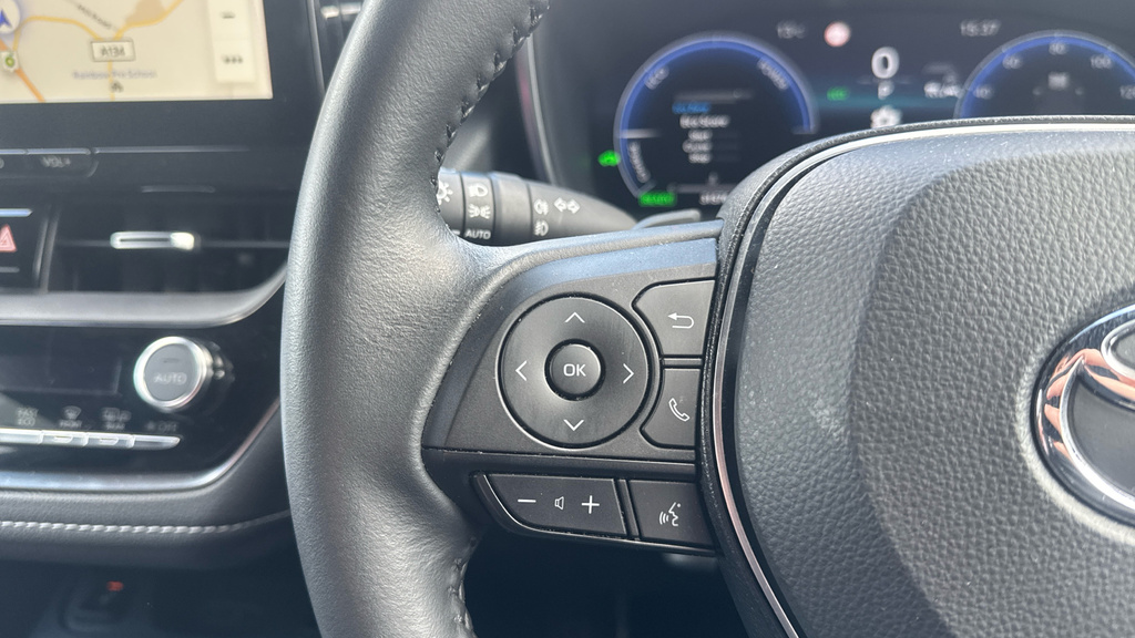 Toyota Corolla 1.8 Hybrid Icon Cv #32